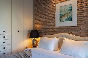 Tyros Boutique Houses