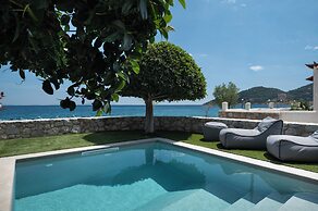 Tyros Boutique Houses