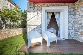 Tyros Boutique Houses