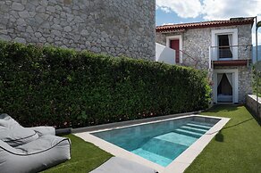 Tyros Boutique Houses