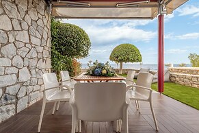 Tyros Boutique Houses