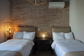 Tyros Boutique Houses