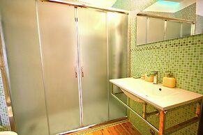 Passenger Vatican Relais