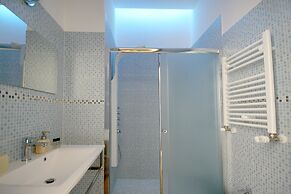 Passenger Vatican Relais