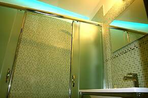 Passenger Vatican Relais