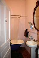 Angels Nest Bed and Breakfast