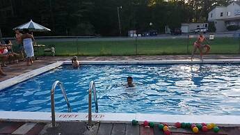 Catskill Motor Court Motel