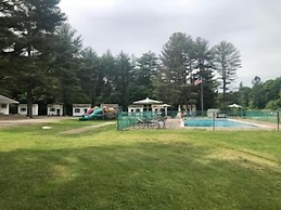 Catskill Motor Court Motel