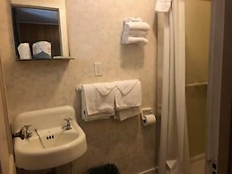 Catskill Motor Court Motel