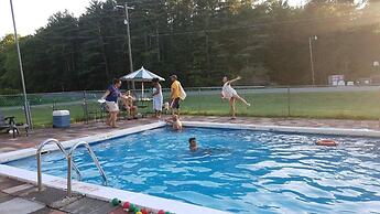 Catskill Motor Court Motel