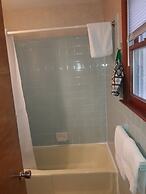 Catskill Motor Court Motel