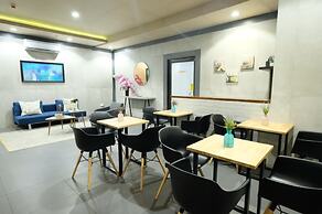 Axiaa Hotel