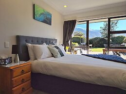 Te Mahuru Retreat