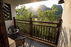 Guilin Lotus Hotel