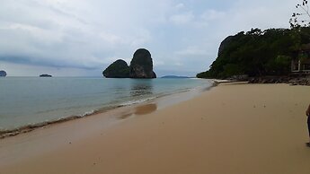 Railay Hilltop