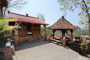 NewAlasKuliner & HomestayWatulumbung