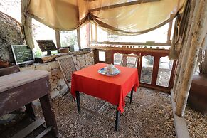 NewAlasKuliner & HomestayWatulumbung