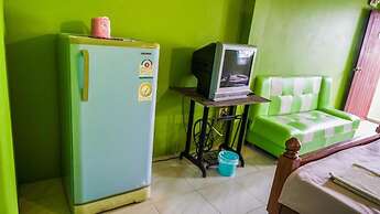 Roomquest Amphawa Vaylasamran Floating Market