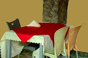 Royal Lake View Gardens