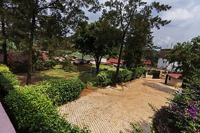 Royal Lake View Gardens