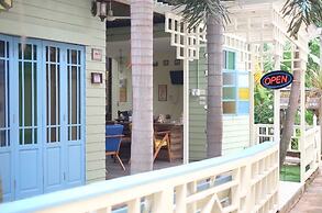 RoomQuest Amphawa Floating Market