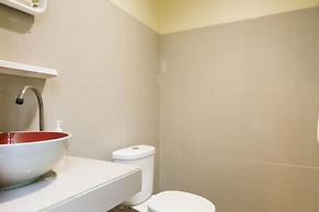 RoomQuest Amphawa Floating Market