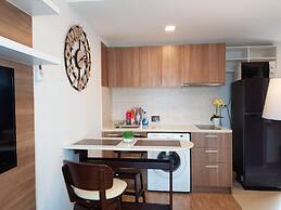 Modern Condo Nai Harn Beach