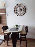 Modern Condo Nai Harn Beach