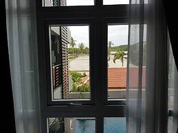 Modern Condo Nai Harn Beach