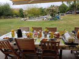 Chambres D'hôtes La Quèrière