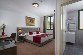 Hotel Park 45