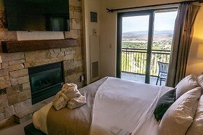 Three Bedroom Penthouse at the base of Canyons by RedAwning - Save 20%