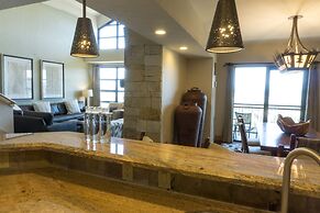 Three Bedroom Penthouse at the base of Canyons by RedAwning - Save 20%