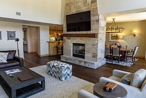 Four Bedroom Penthouse in Canyons Village by RedAwning - Save 20% on 7