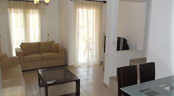 Terrace Life Palm Apart