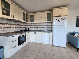 Terrace Life Palm Apart