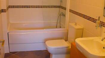 Terrace Life Palm Apart