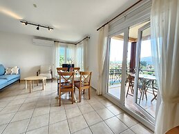 Terrace Life Palm Apart