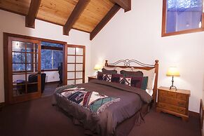 Northstar Luxury Lodgepole 4 Bedroom Home by RedAwning