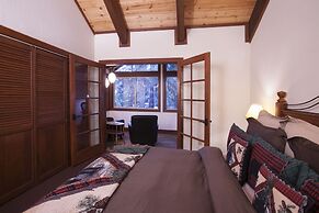 Northstar Luxury Lodgepole 4 Bedroom Home by RedAwning