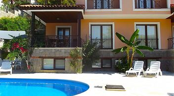 Villa Olive by Villa Safiya