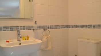 Villa Olive by Villa Safiya