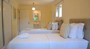 Villa Olive by Villa Safiya