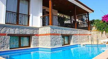 Silverhill Villas by Villa Safiya