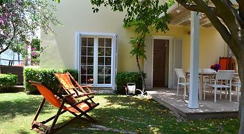 Portville Villas by Villa Safiya