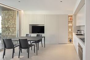 Isola Bella Infinity Suites