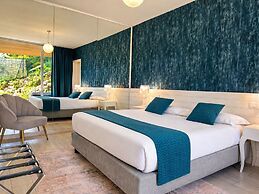 Isola Bella Infinity Suites