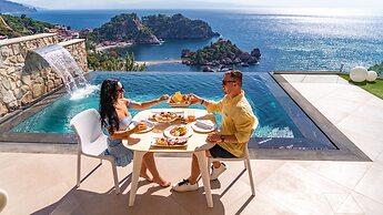 Isola Bella Infinity Suites