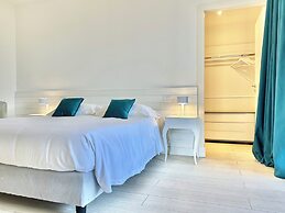 Isola Bella Infinity Suites