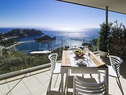 Isola Bella Infinity Suites